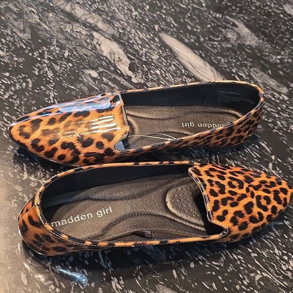 BRAND NEW MADDEN GIRL LEOPARD PRINT SLIP ON WOMEN'S LOAFERS - Picture 7 of 16